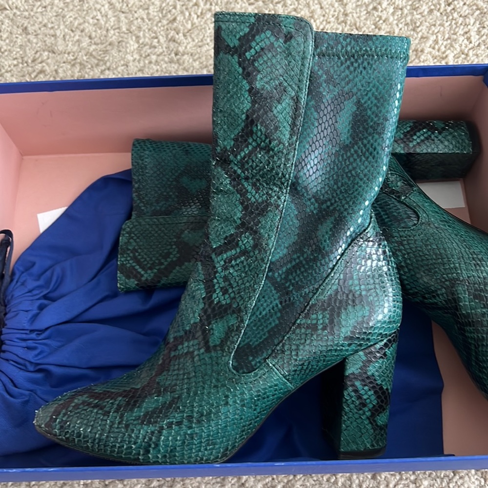 Stuart Weitzman Fifer 80 Emerald Boot - image 5